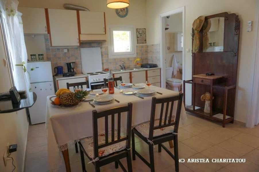 Adonino Residence-The House Of Pomegranates Lakíthra Esterno foto
