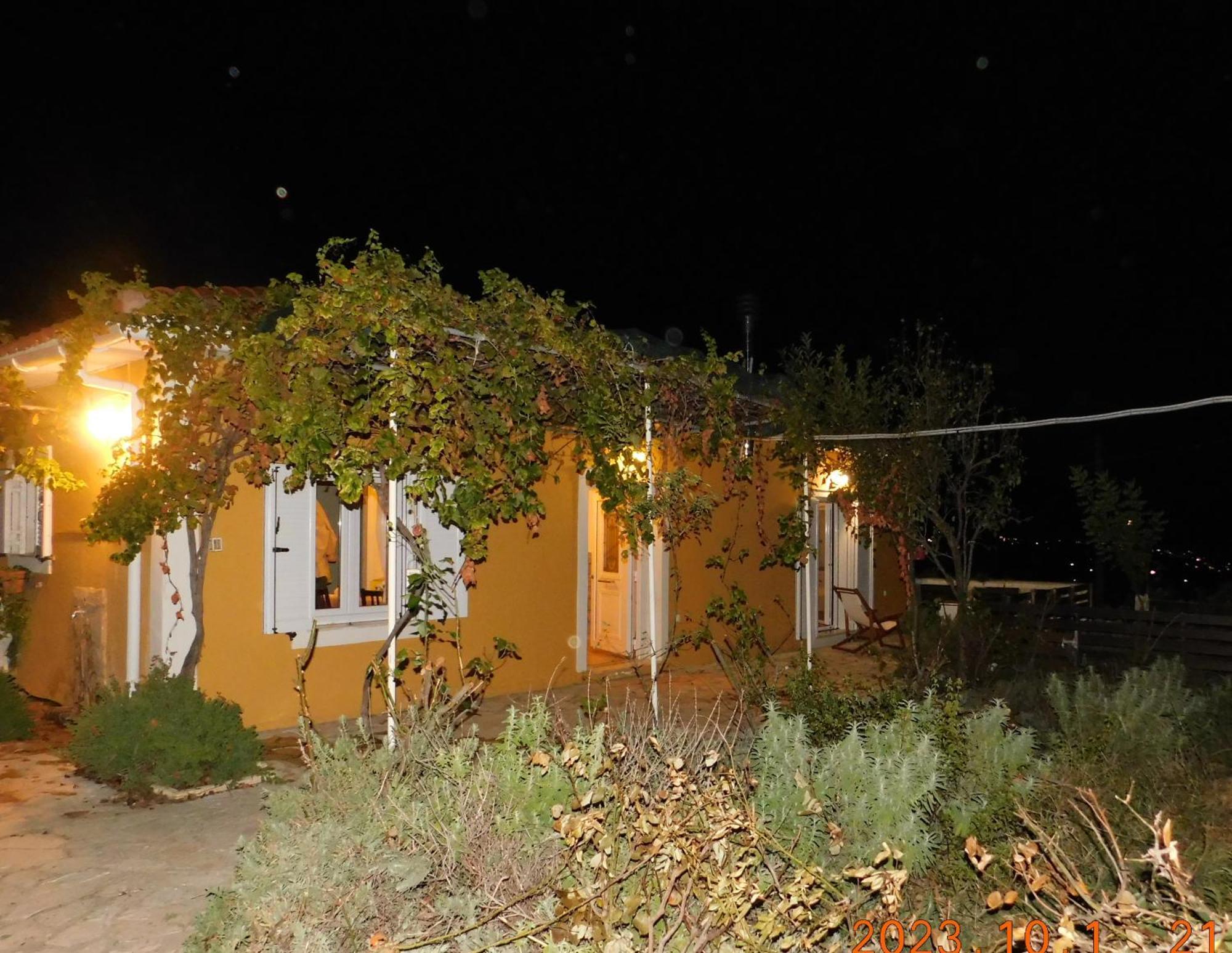 Adonino Residence-The House Of Pomegranates Lakíthra Esterno foto