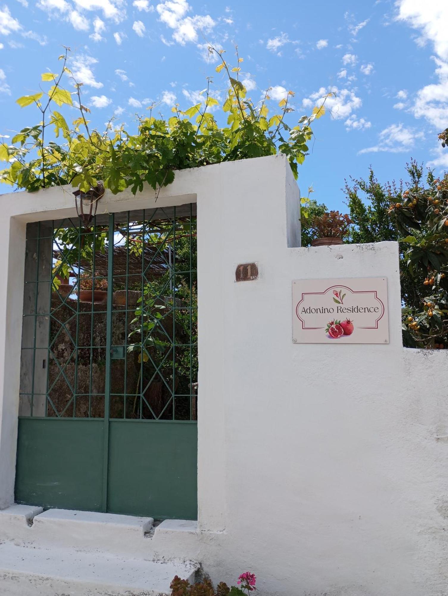 Adonino Residence-The House Of Pomegranates Lakíthra Esterno foto